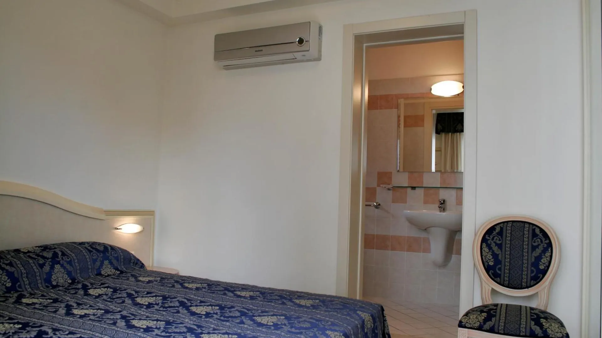 Residence Olimpo Rimini Olaszország