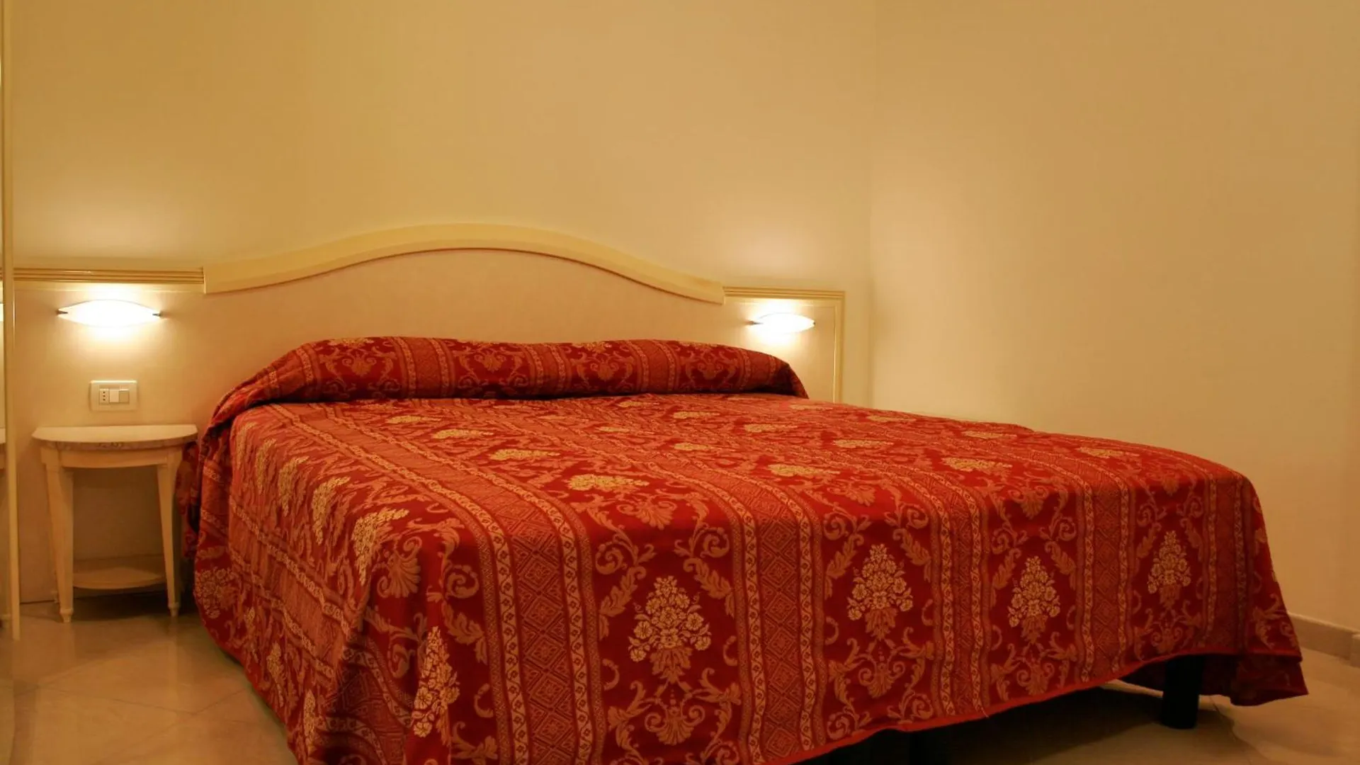מלון דירות רימיני Residence Olimpo